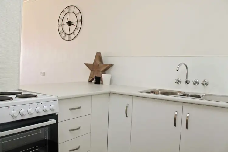 Sixth view of Homely unit listing, 1D Market Square, Warwick QLD 4370