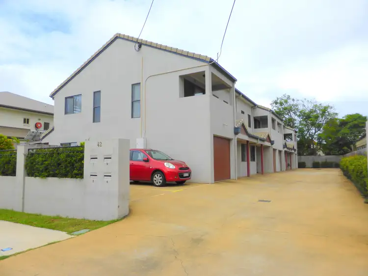 3/42 Livermore Street, Redcliffe QLD 4020