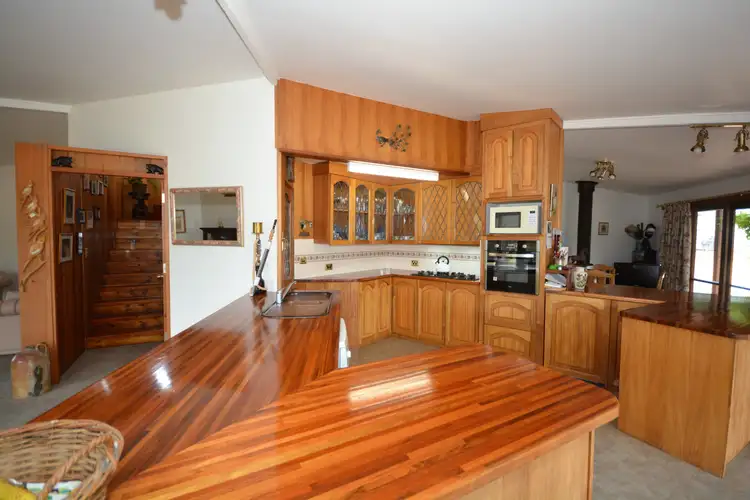 Fifth view of Homely house listing, 39 Wildflower Dr, Pomonal VIC 3381