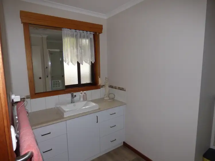 Seventh view of Homely unit listing, Unit 2/2 Baxter Ct, Moe VIC 3825