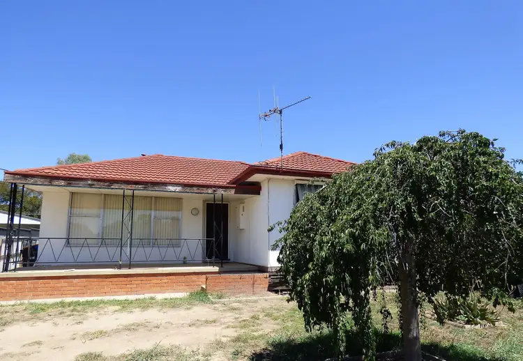 6 Graeme Ct