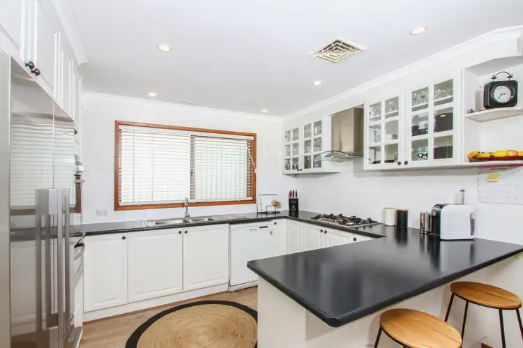 Fifth view of Homely house listing, 4 Mccaw Pl, Calwell ACT 2905