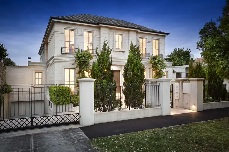 9 Yuille St, Brighton VIC 3186