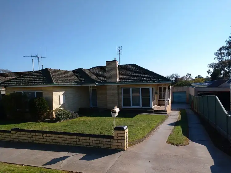 13 Steane St, Kennington VIC 3550