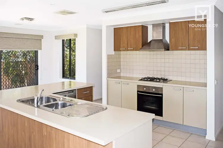 Second view of Homely house listing, 2 Greybox Way, Kialla VIC 3631