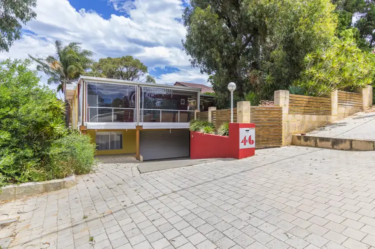 46 Clontarf St, Sorrento WA 6020