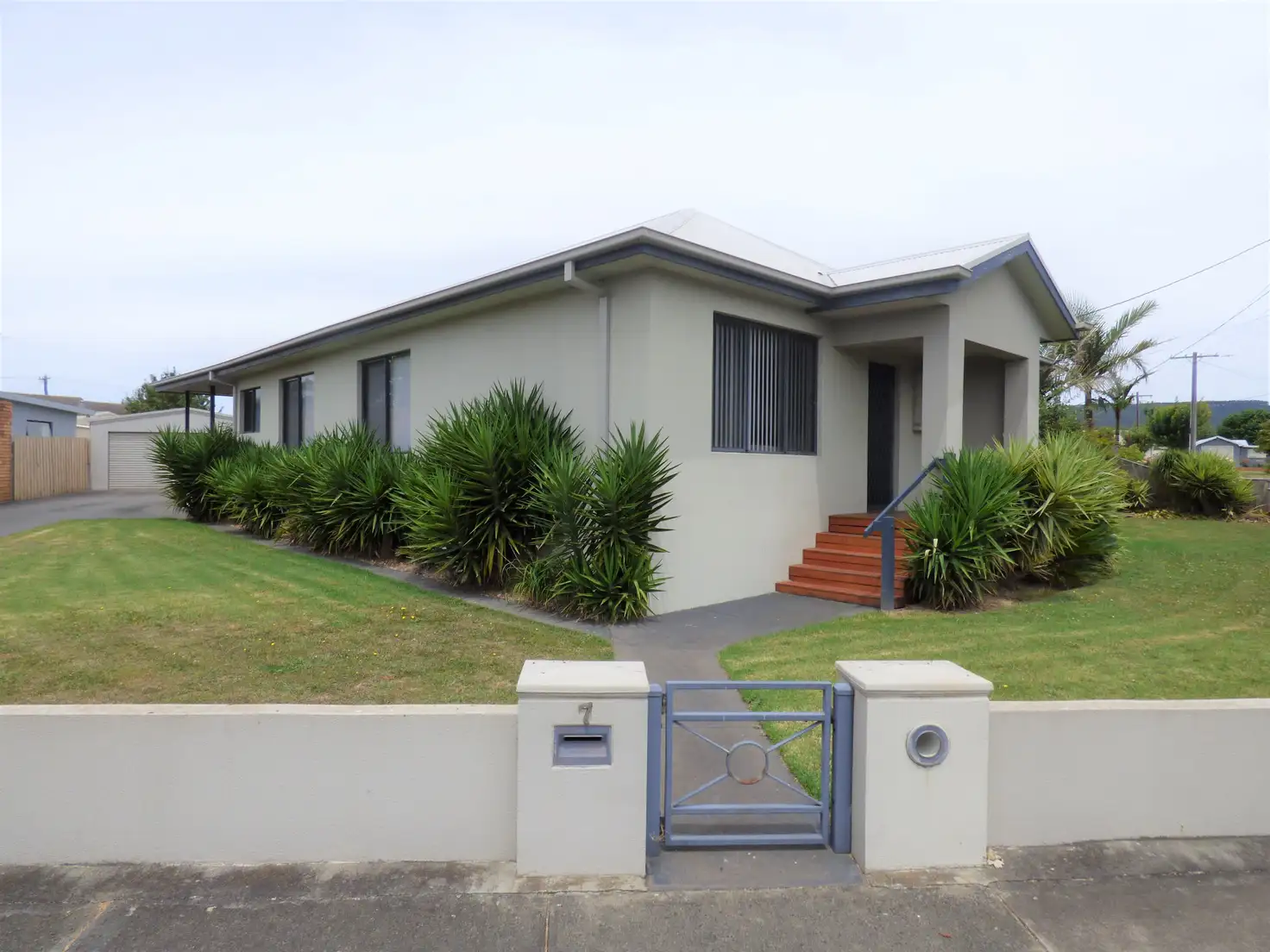 Main view of Homely house listing, 7 Parkin St, Moe VIC 3825