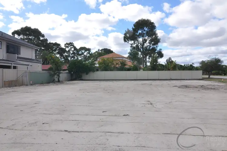 32 Pinetree Gully Rd, Willetton WA 6155