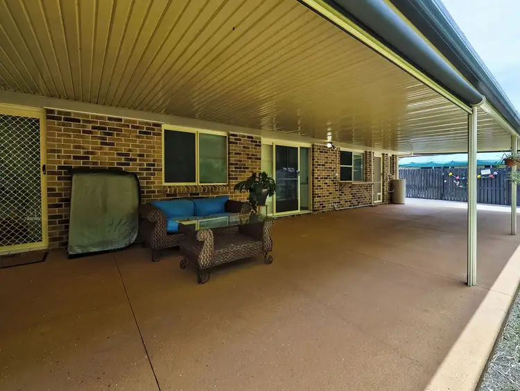 Sixth view of Homely house listing, 8 Earls Ct, Point Vernon QLD 4655