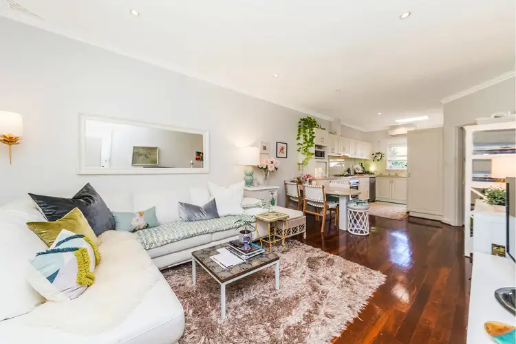 2/11A Collier Street, Applecross WA 6153