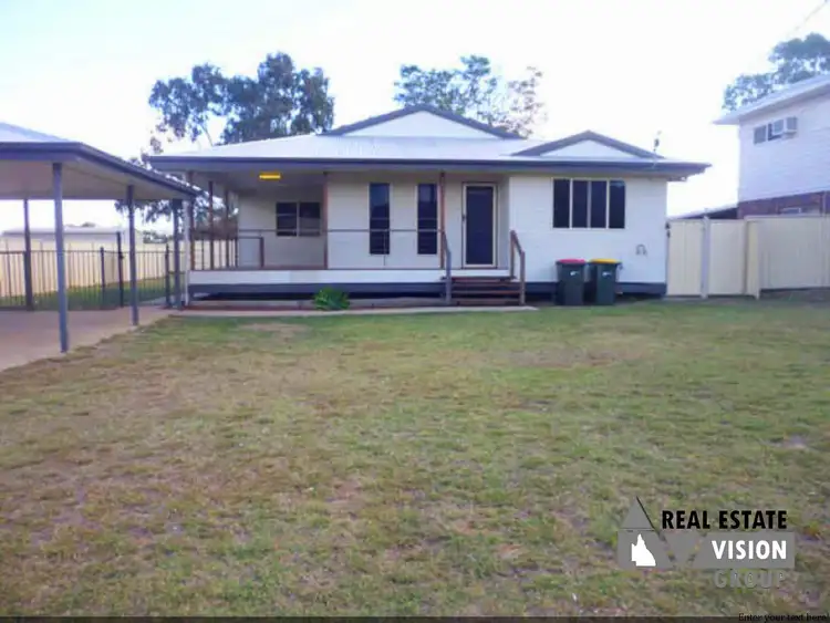 33 Bremner St, Blackwater QLD 4717