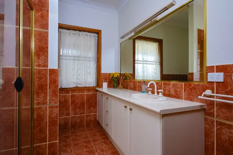 Sixth view of Homely house listing, 397 Burma Rd, Table Top NSW 2640