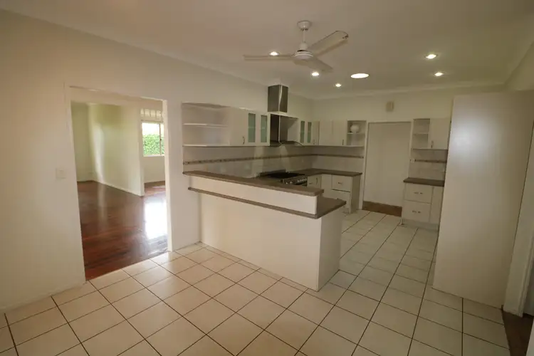 Fifth view of Homely house listing, 192 Churchill St, Childers QLD 4660
