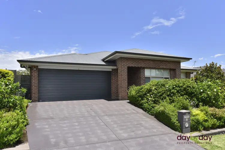 6 Northview St, Fletcher NSW 2287