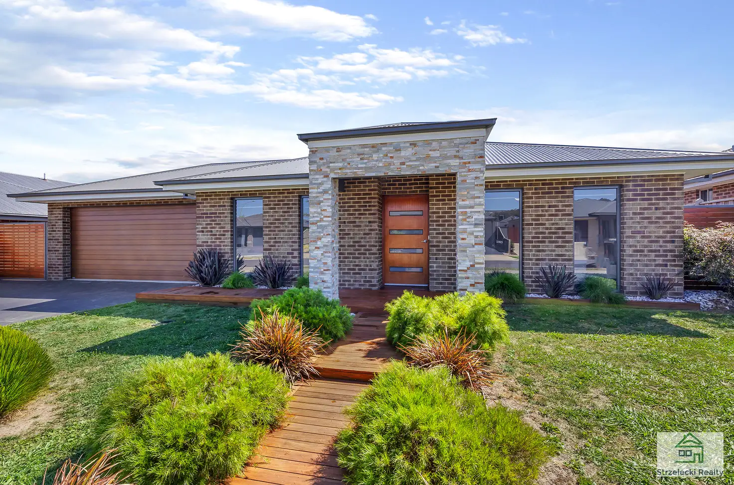 Main view of Homely house listing, 3 Flores St, Trafalgar VIC 3824