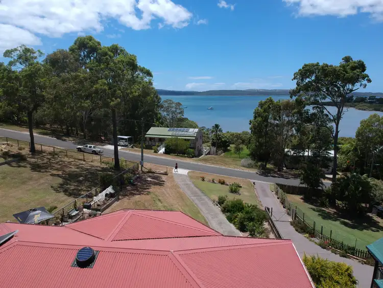 56 Beelong St, Macleay Island QLD 4184