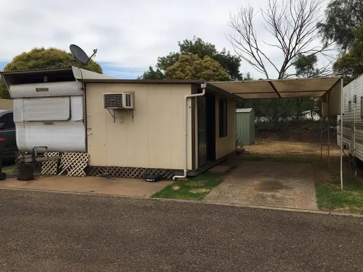 2-6 Warrabungle St