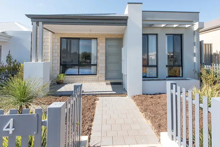 Second view of Homely house listing, 4 Hexham Tce, Alkimos WA 6038