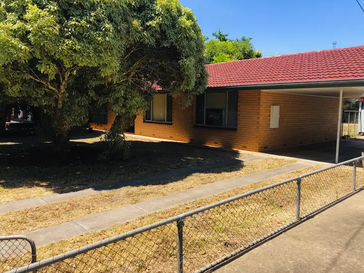 24 Young St, Penola SA 5277