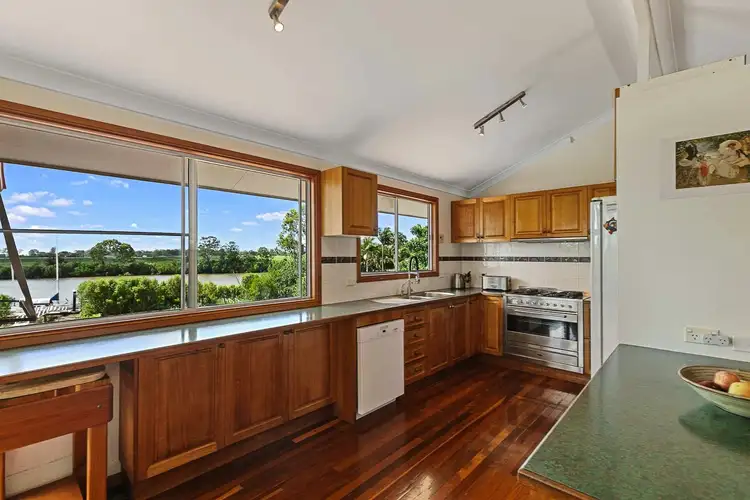 11 Errol St, Maryborough QLD 4650