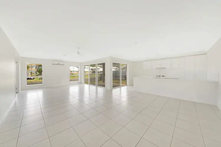 Second view of Homely house listing, 8 Oakdale Pl, Kirkwood QLD 4680