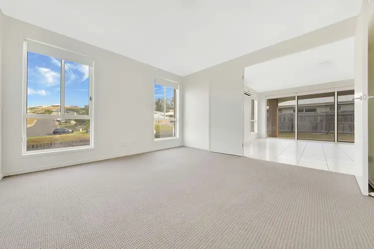 Fifth view of Homely house listing, 8 Oakdale Pl, Kirkwood QLD 4680