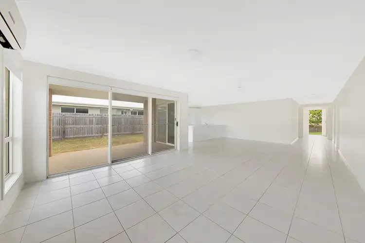 Sixth view of Homely house listing, 8 Oakdale Pl, Kirkwood QLD 4680