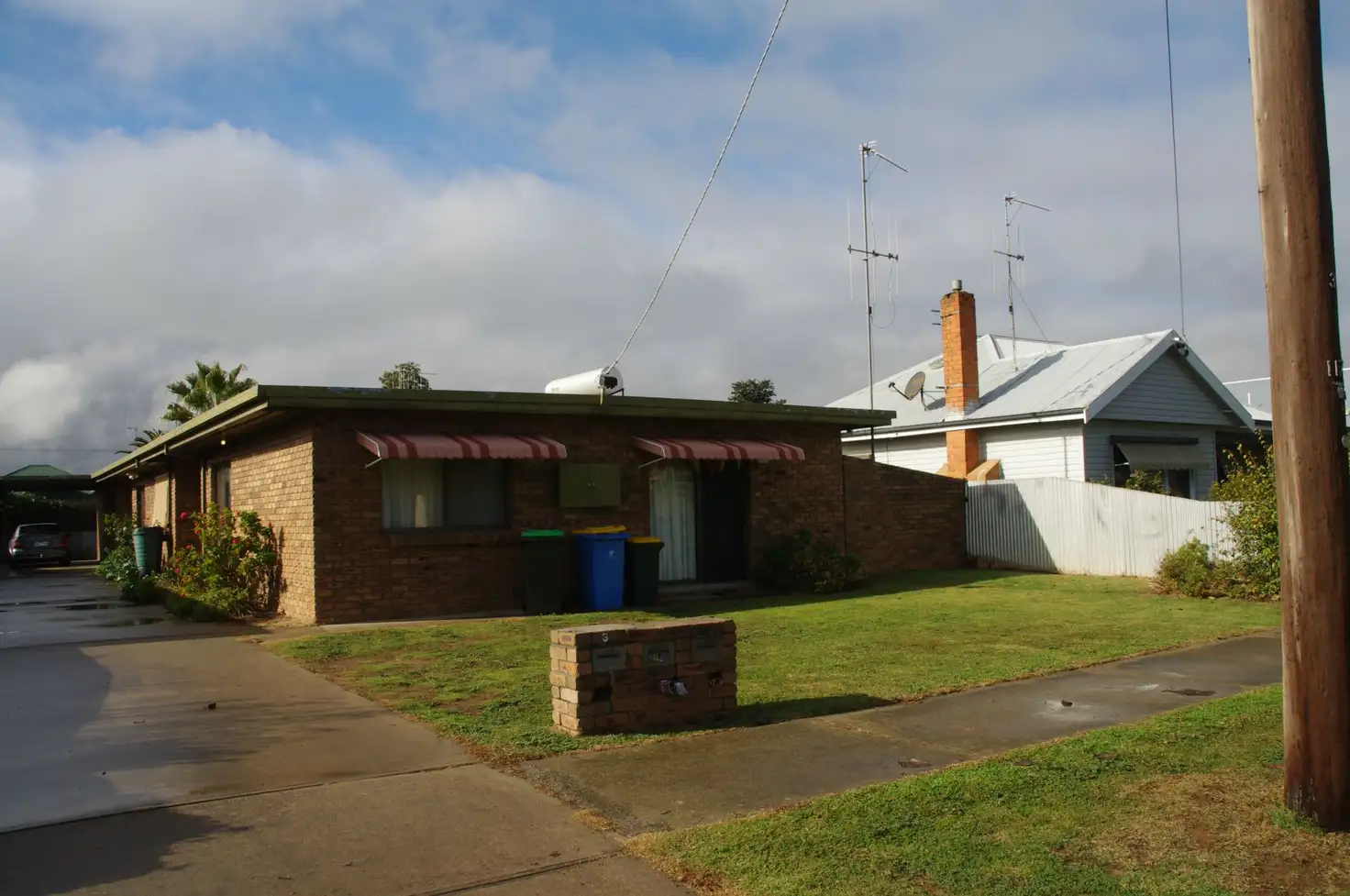 Main view of Homely unit listing, Unit 1/6 Thompson Avenue, Cobram VIC 3644