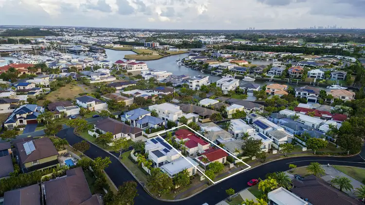Fifth view of Homely house listing, 2824 Gracemere Cct E, Hope Island QLD 4212