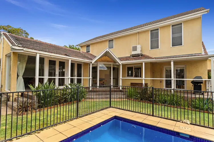 8 Plunket St, Brighton East VIC 3187