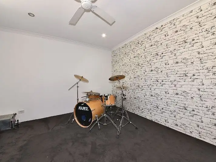 Sixth view of Homely house listing, 6 Coolamine Close, Carramar WA 6031