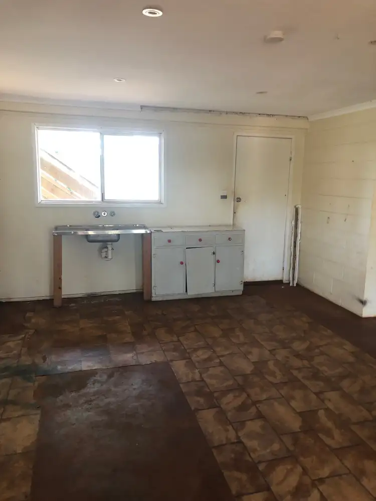 Sixth view of Homely house listing, 2 Pharlap St, Russell Island QLD 4184
