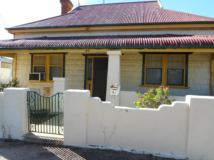 45 Three Chain Road, Port Pirie SA 5540