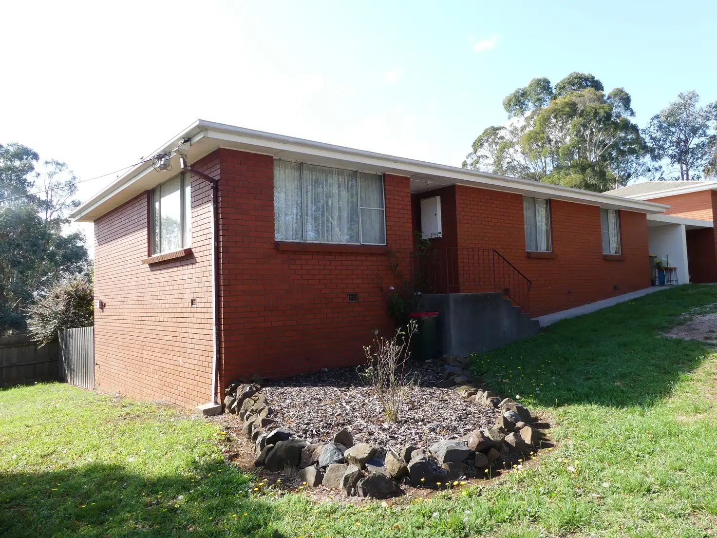 Main view of Homely house listing, 1 / 20-22 Lansdowne Place, Deloraine TAS 7304