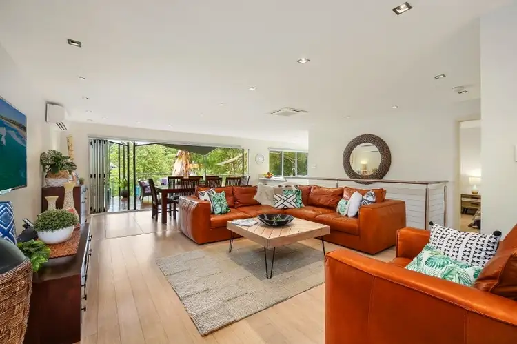 11 Riviera Ave, Terrigal NSW 2260