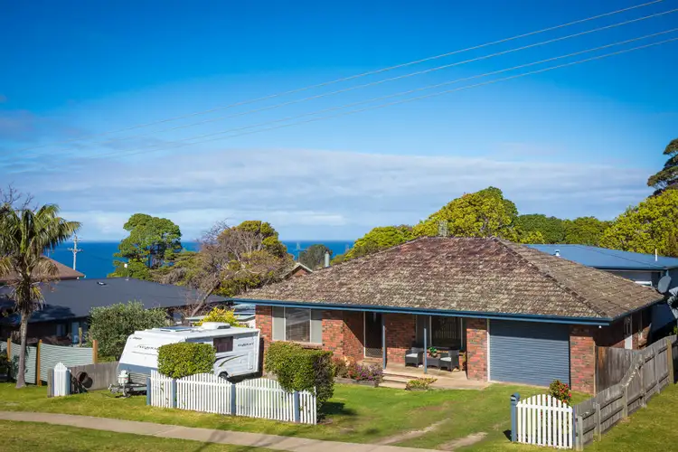6 Bass St, Eden NSW 2551