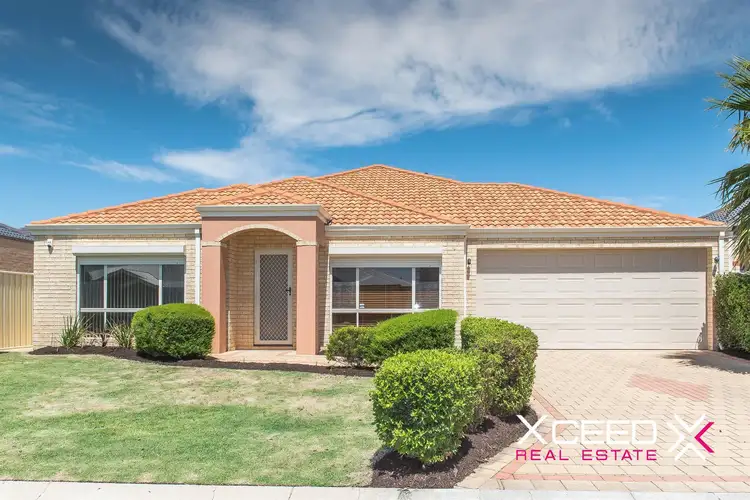 8 Graceland Avenue, Landsdale WA 6065