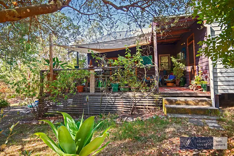 677 Bullumwaal Rd, Mount Taylor VIC 3875