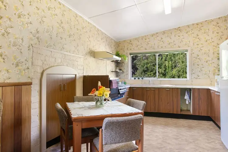 Third view of Homely house listing, 8 Atkinson St, Bendigo VIC 3550