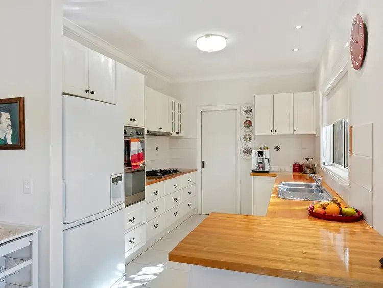 Fifth view of Homely house listing, 18 Jerribong Way, Kangaroo Flat VIC 3555