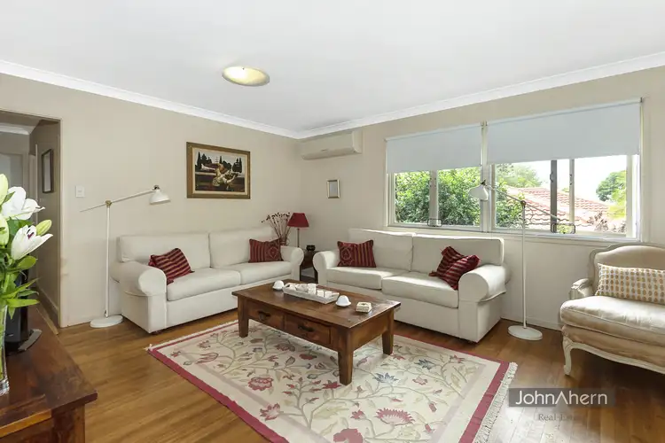 84 Barmore St, Tarragindi QLD 4121