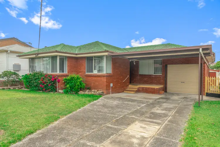 52 Boondilla Rd, The Entrance NSW 2261