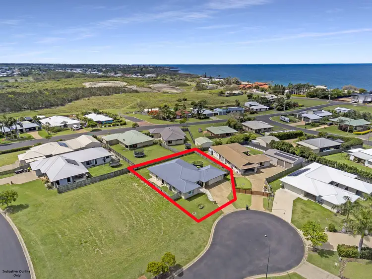 3 Daisy Ct, Coral Cove QLD 4670