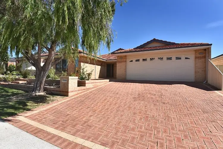 Second view of Homely house listing, 20 Fineview Crescent, Carramar WA 6031