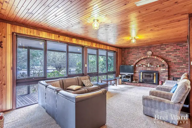 54 Eighth Ave, Raymond Island VIC 3880