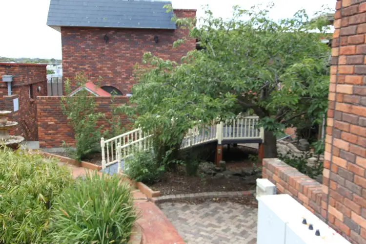 Main view of Homely unit listing, Unit 2/325 Nepean Highway, Frankston VIC 3199