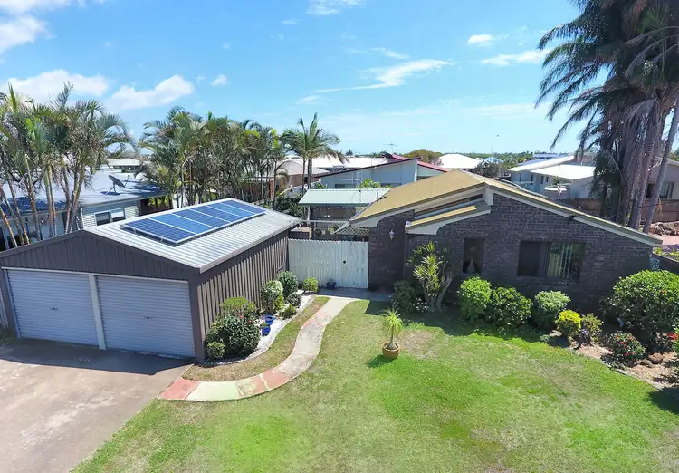 76 Wilfred St, Bargara QLD 4670