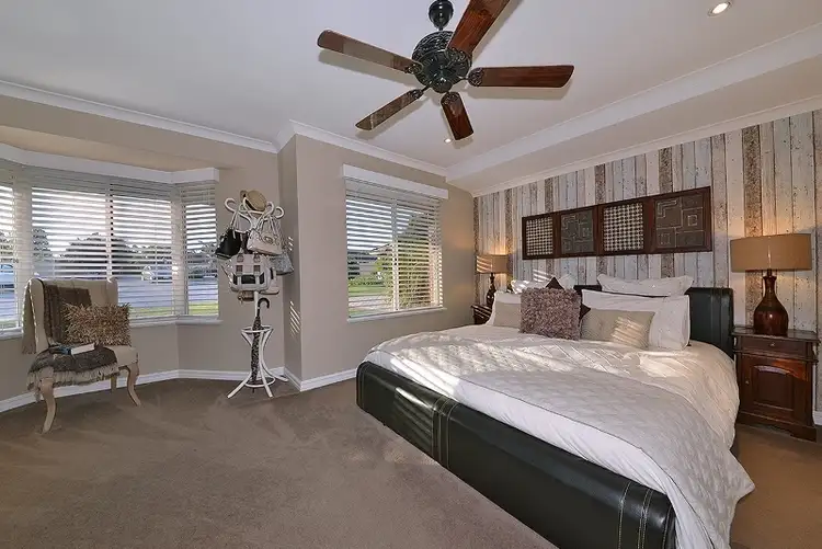 Fifth view of Homely house listing, 7 Yama Close, Carramar WA 6031