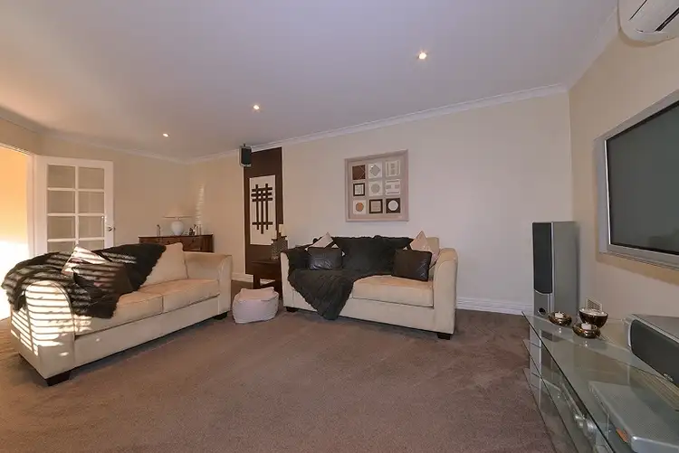 Seventh view of Homely house listing, 7 Yama Close, Carramar WA 6031