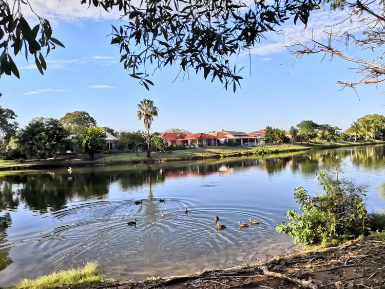 176 Truro St, Urangan QLD 4655